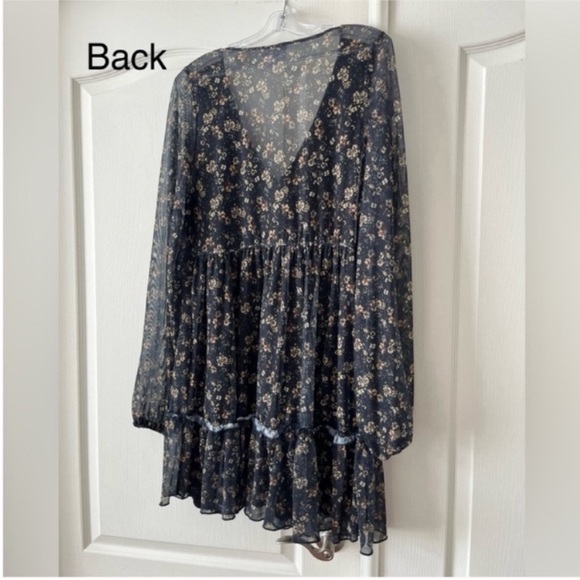 Floral Long Sleeve Dress - Picture 2 of 5